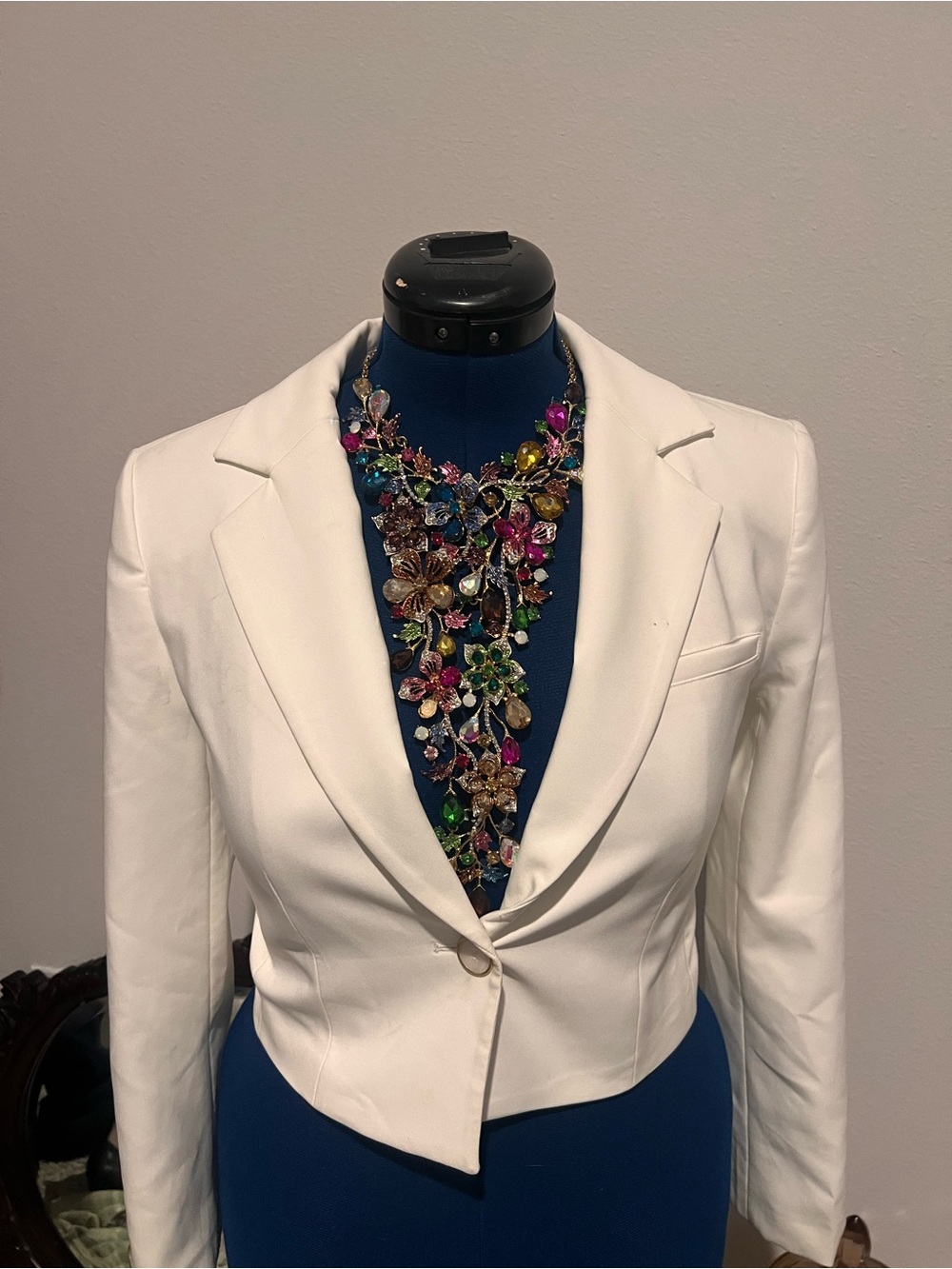 Christian Siriano Multicolor Floral Crystal Bib Necklace - Picture 5 of 15